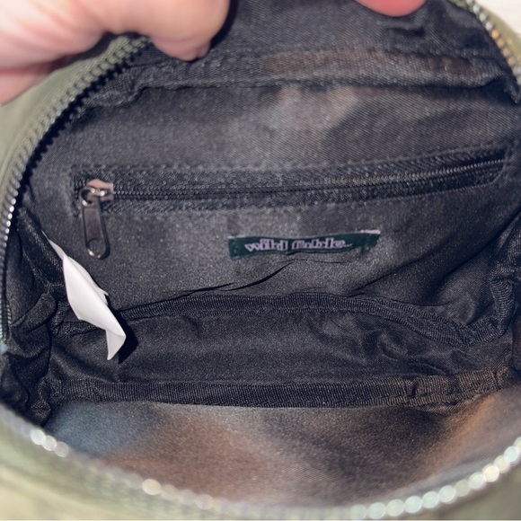 Wild Fable Women's Olive Green Small Fanny Pack Bag Adjustable Strap, NWT - Picture 8 of 12